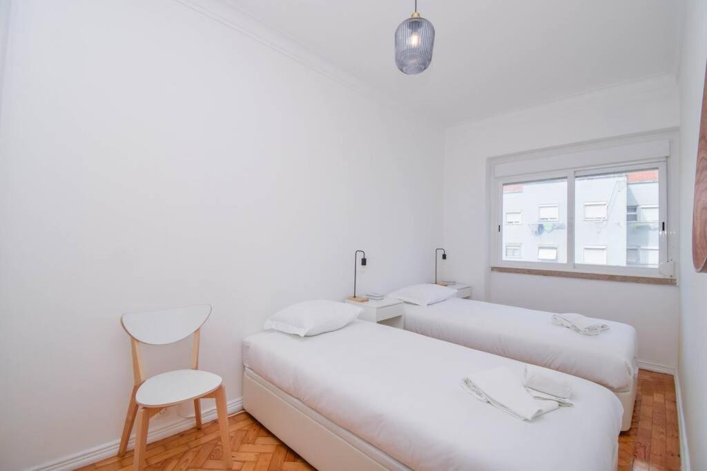 Cozy And Sunny Family Apartment Лиссабон Экстерьер фото